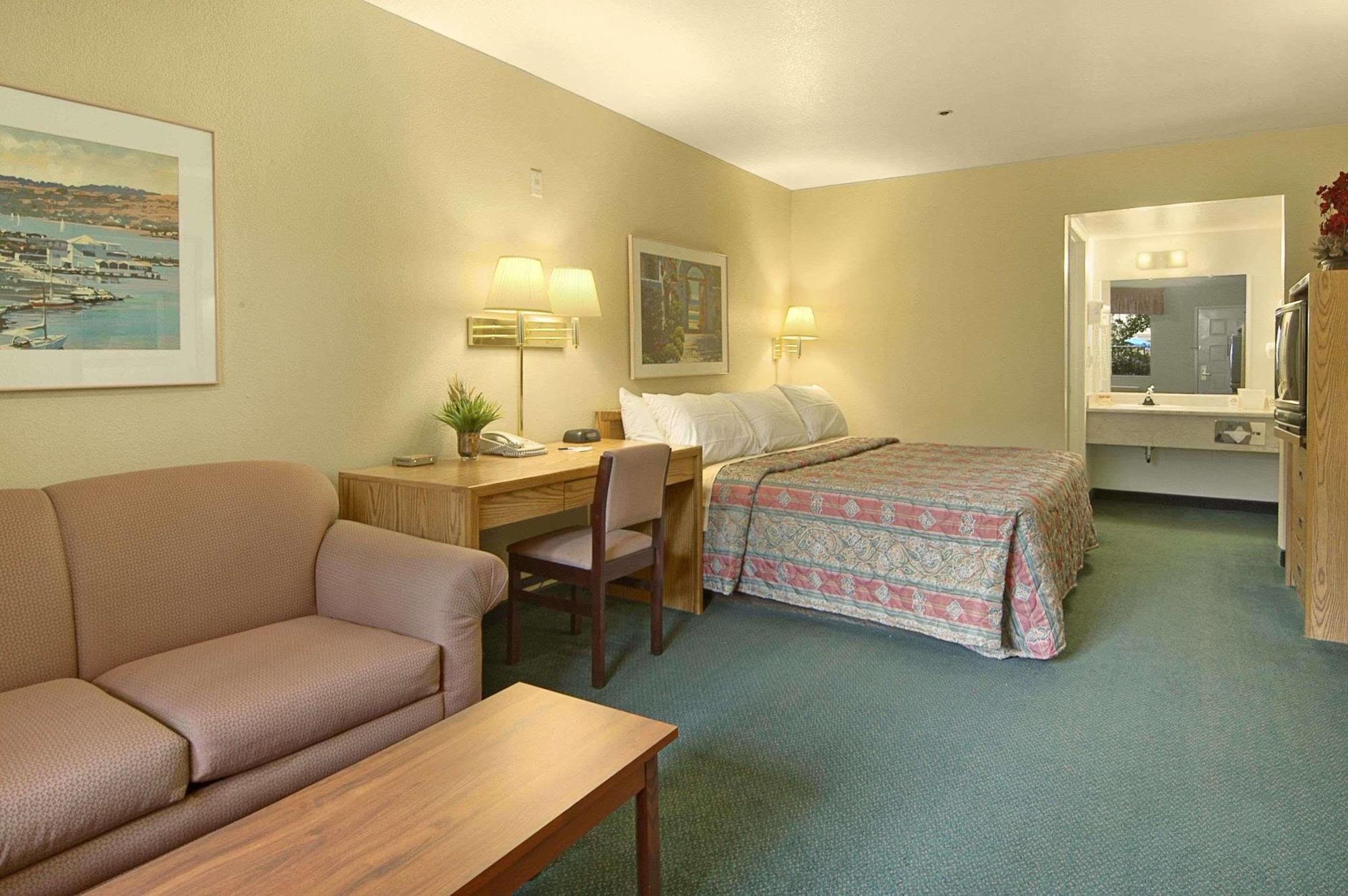 Days Inn By Wyndham San Jose Airport Milpitas Exterior foto